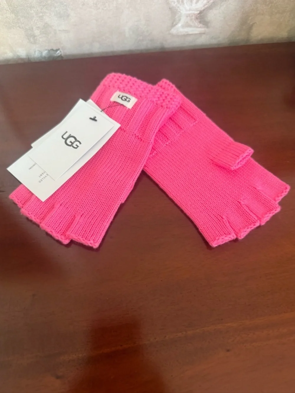 UGG FINGERTIP KNIY GLOVES HOT PINK